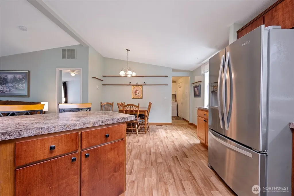 2512 Sid Snyder Drive Long Beach WA 98631