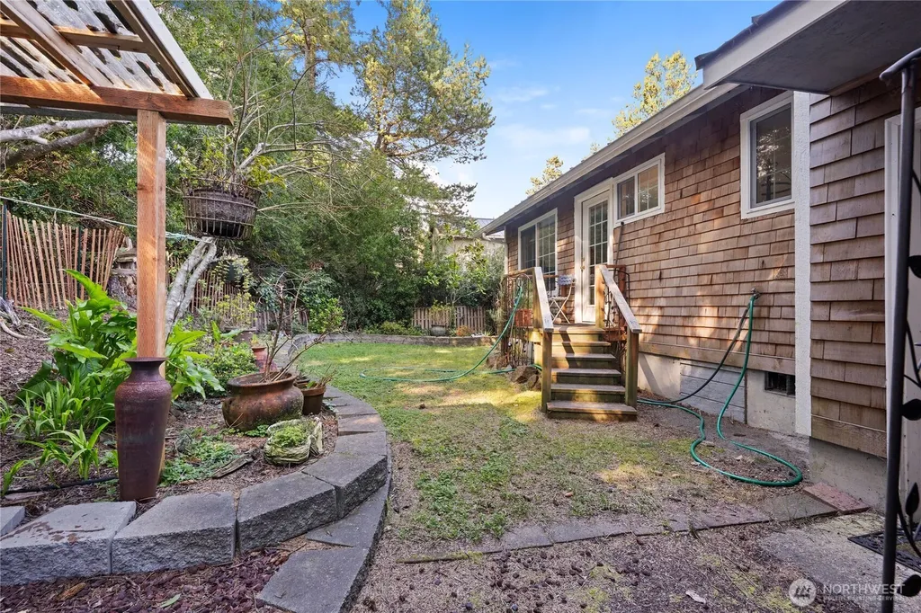 31211 L Street Ocean Park WA 98640