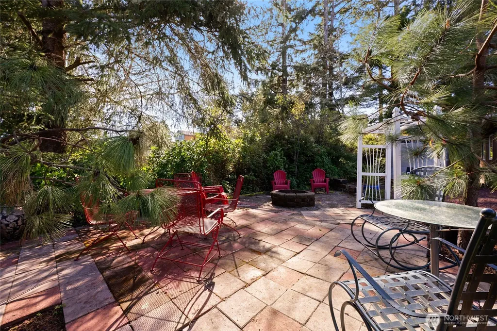 31211 L Street Ocean Park WA 98640