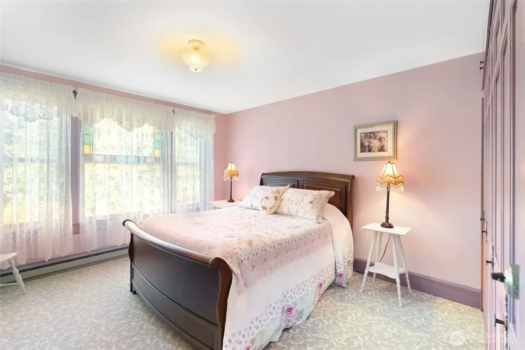 303 7th Street Anacortes WA 98221
