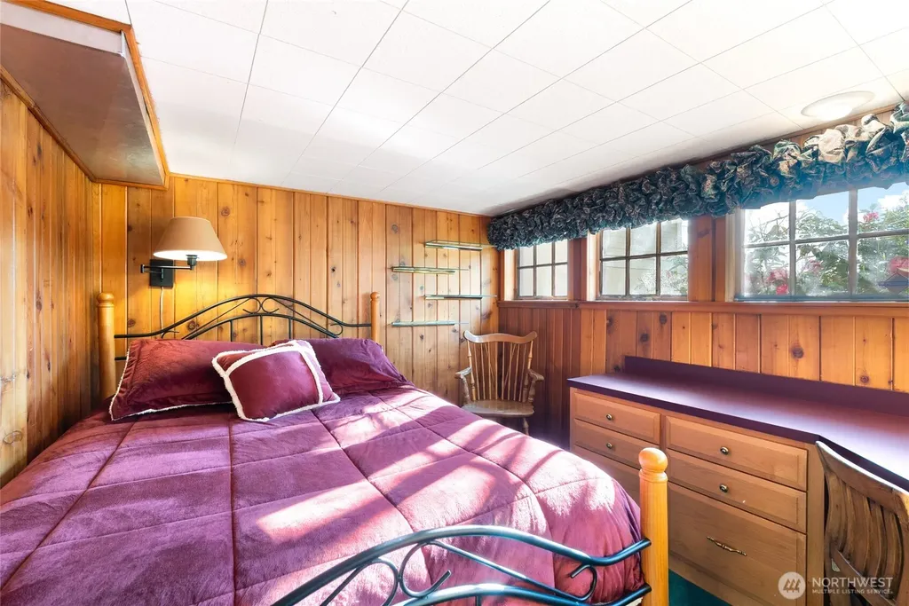 303 7th Street Anacortes WA 98221