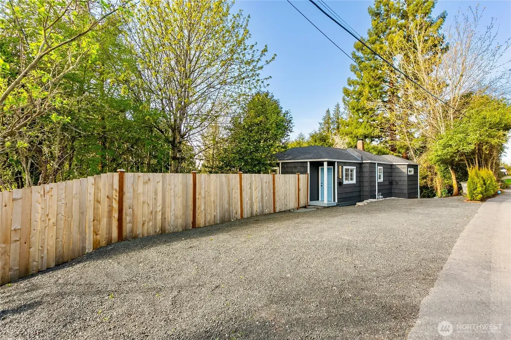 120 Tracy Avenue N Port Orchard WA 98366