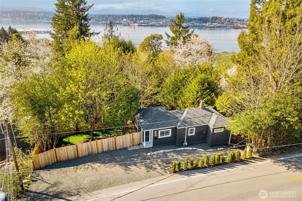 120 Tracy Avenue N Port Orchard WA 98366