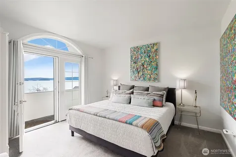 8480 Thompson Beach Road Anacortes WA 98221