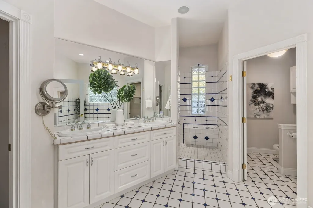 5913 Normar Place Blaine WA 98230