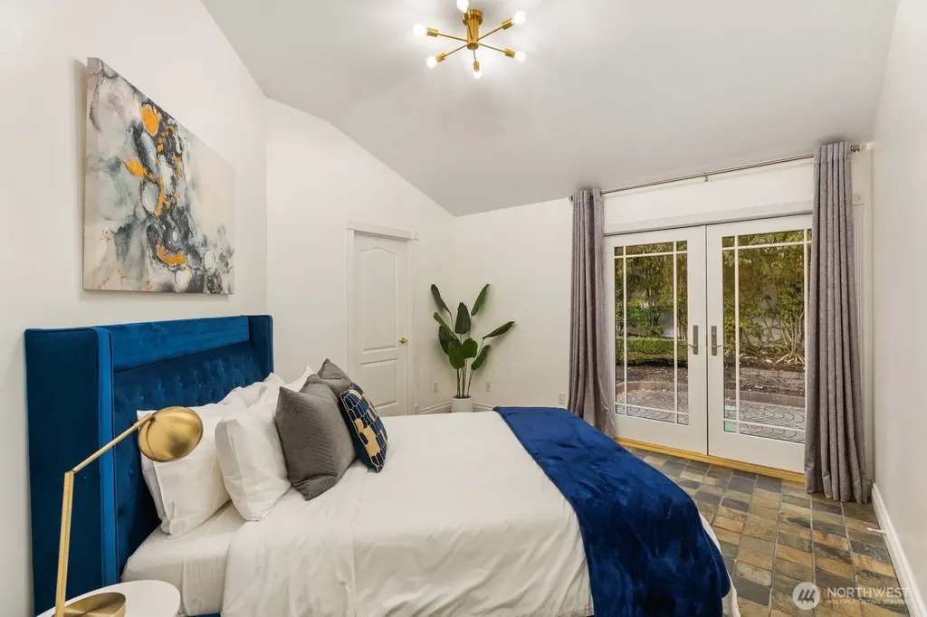 5913 Normar Place Blaine WA 98230