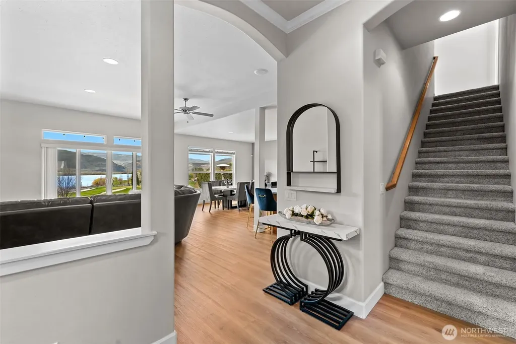 23496 Sunserra Loop NW Quincy WA 98848