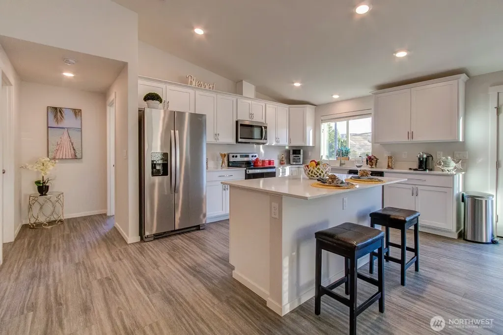 27 Jonagold Lane Manson WA 98831