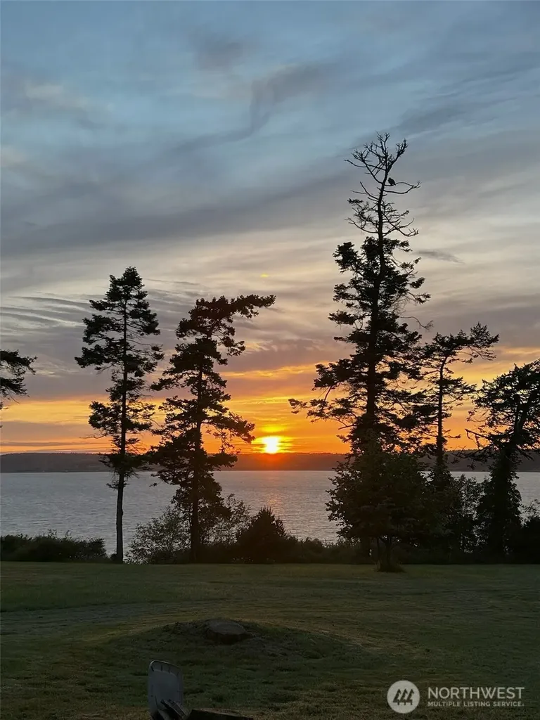 1204 Leisure Street Coupeville WA 98239