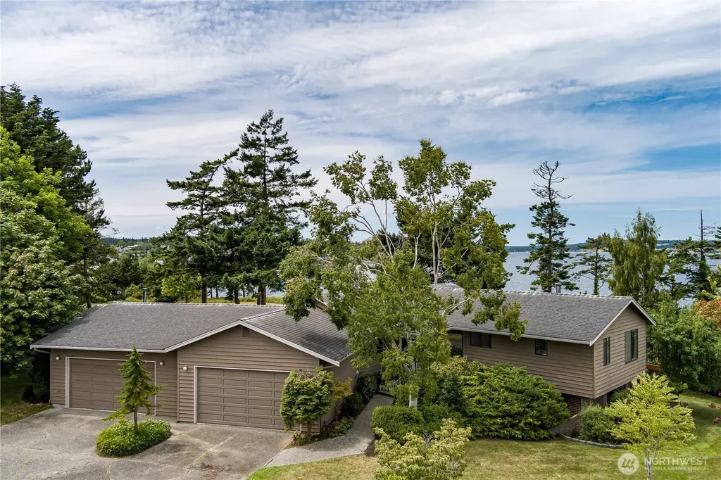 1204 Leisure Street Coupeville WA 98239