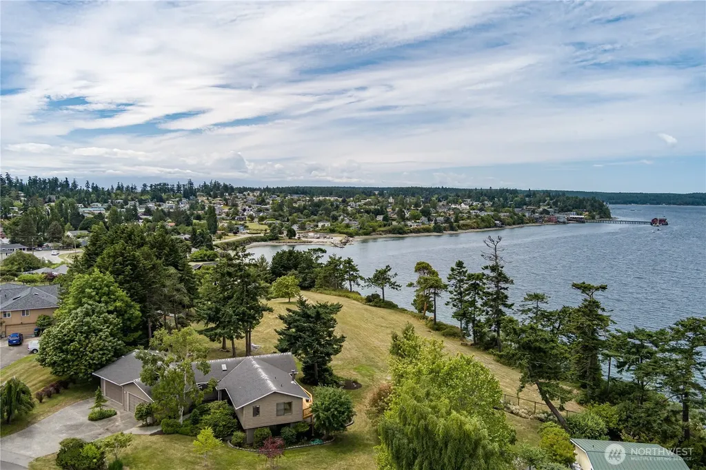 1204 Leisure Street Coupeville WA 98239