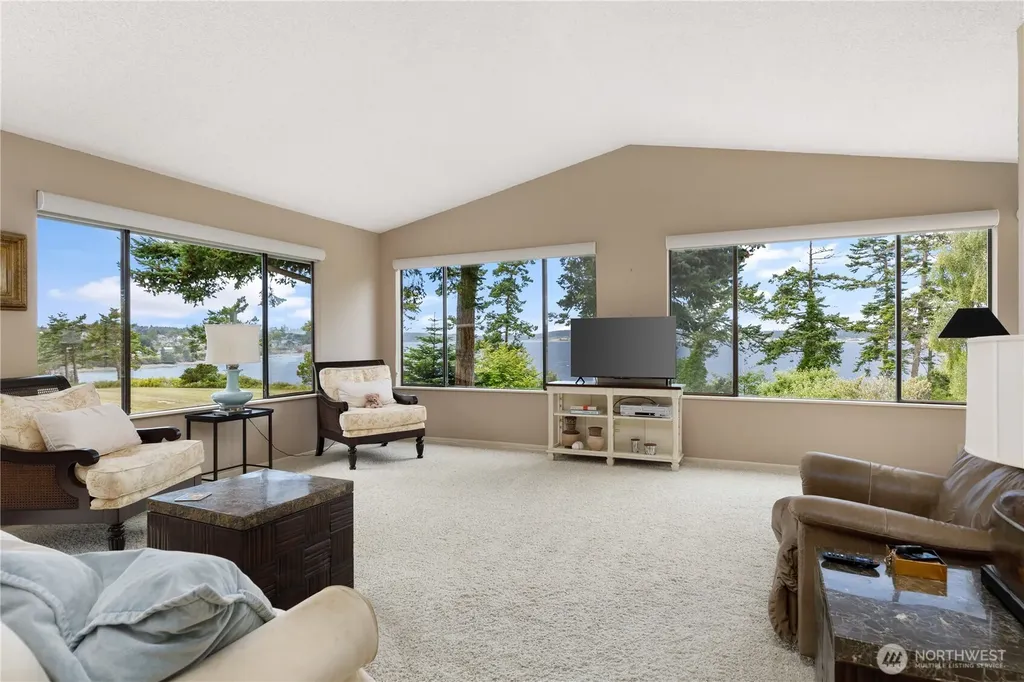 1204 Leisure Street Coupeville WA 98239
