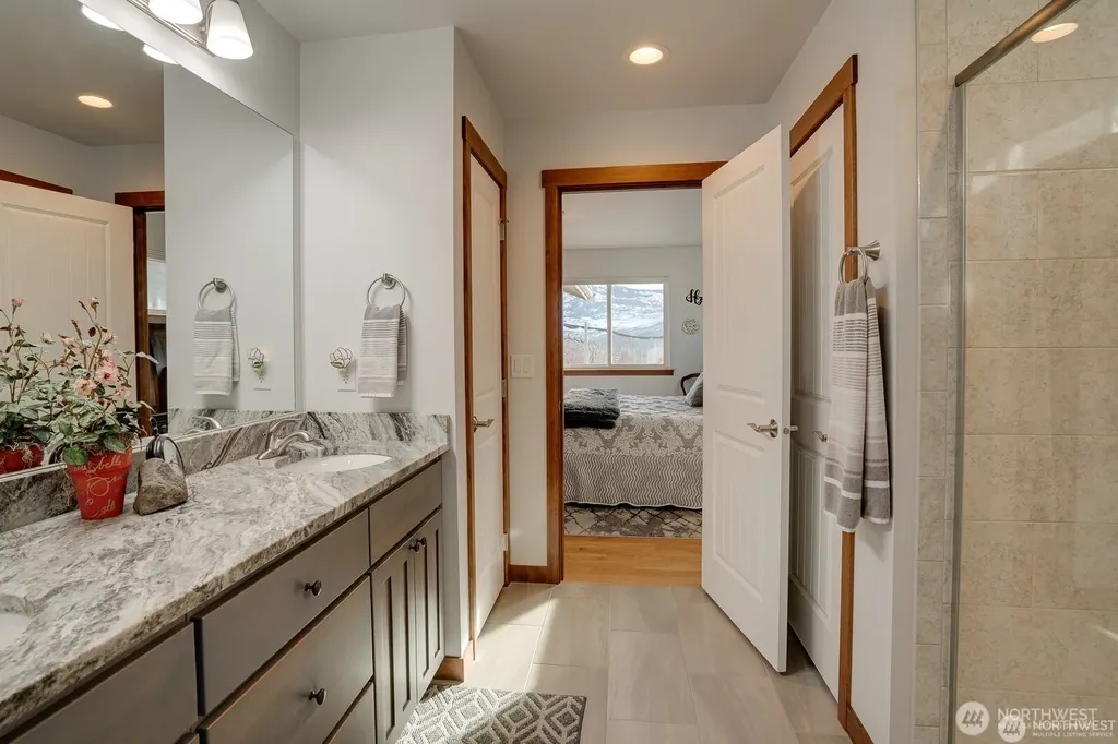 647 S Newton Avenue East Wenatchee WA 98802