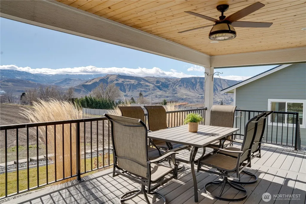 647 S Newton Avenue East Wenatchee WA 98802