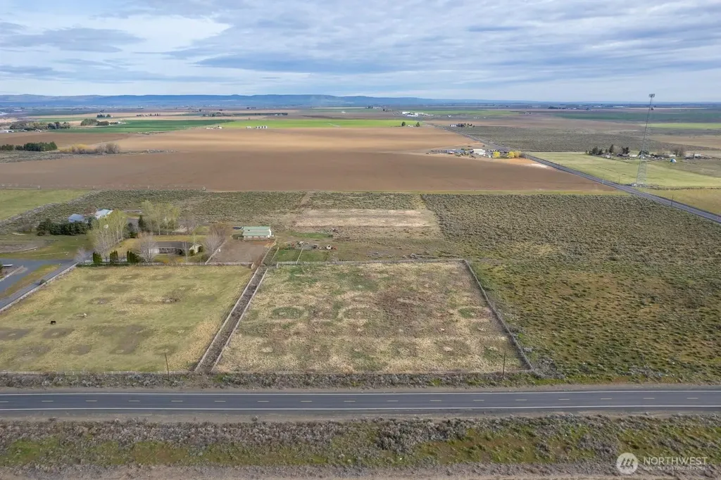 5200 NW N Frontage Road W Ephrata WA 98823