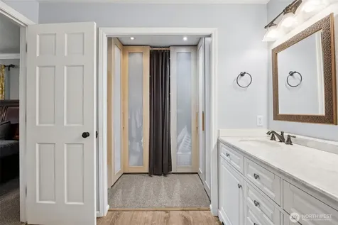 31000 186th Place SE Kent WA 98042