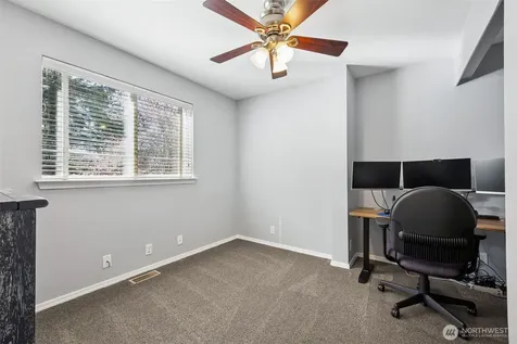 31000 186th Place SE Kent WA 98042