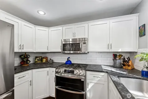 31000 186th Place SE Kent WA 98042