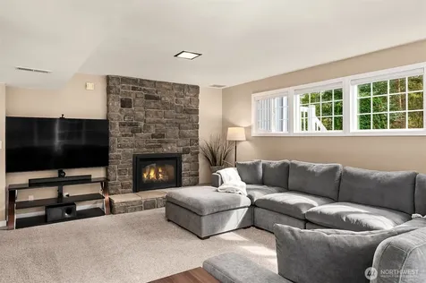 19522 NE 181st Street Woodinville WA 98077