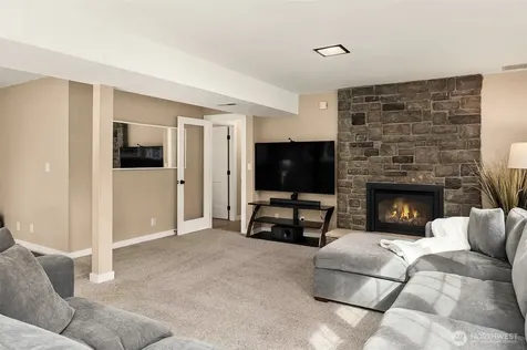 19522 NE 181st Street Woodinville WA 98077