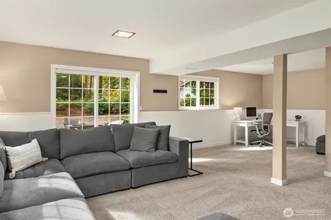 19522 NE 181st Street Woodinville WA 98077