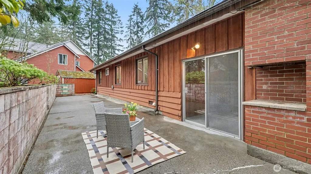 26822 148th Avenue SE Kent WA 98042