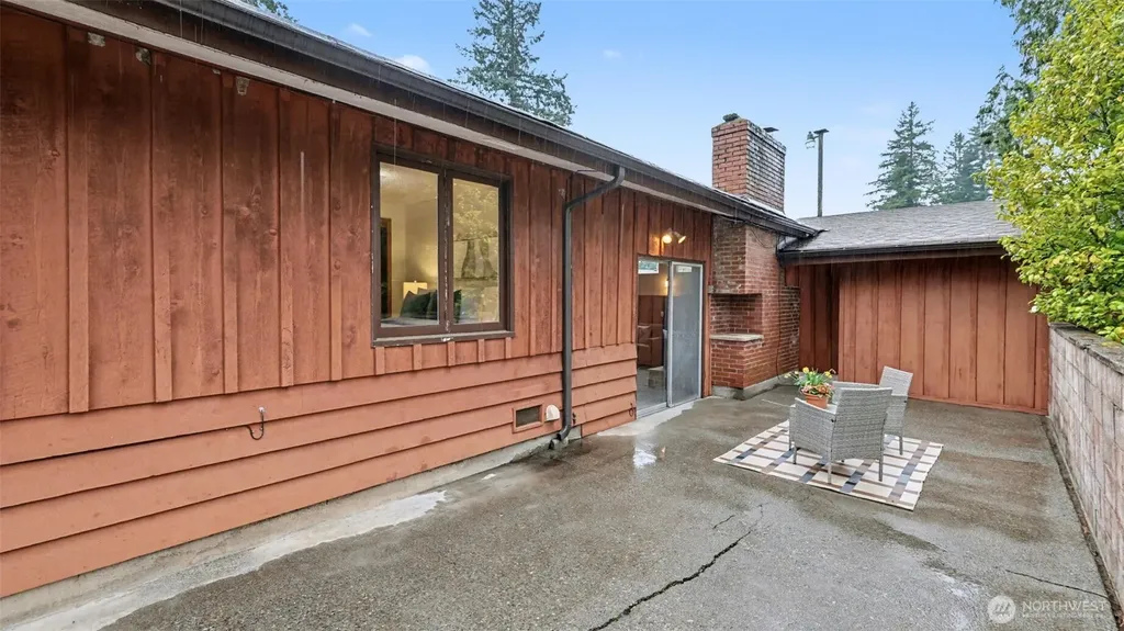 26822 148th Avenue SE Kent WA 98042