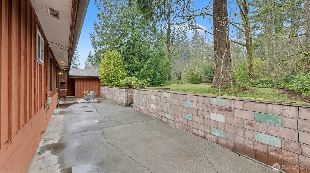 26822 148th Avenue SE Kent WA 98042