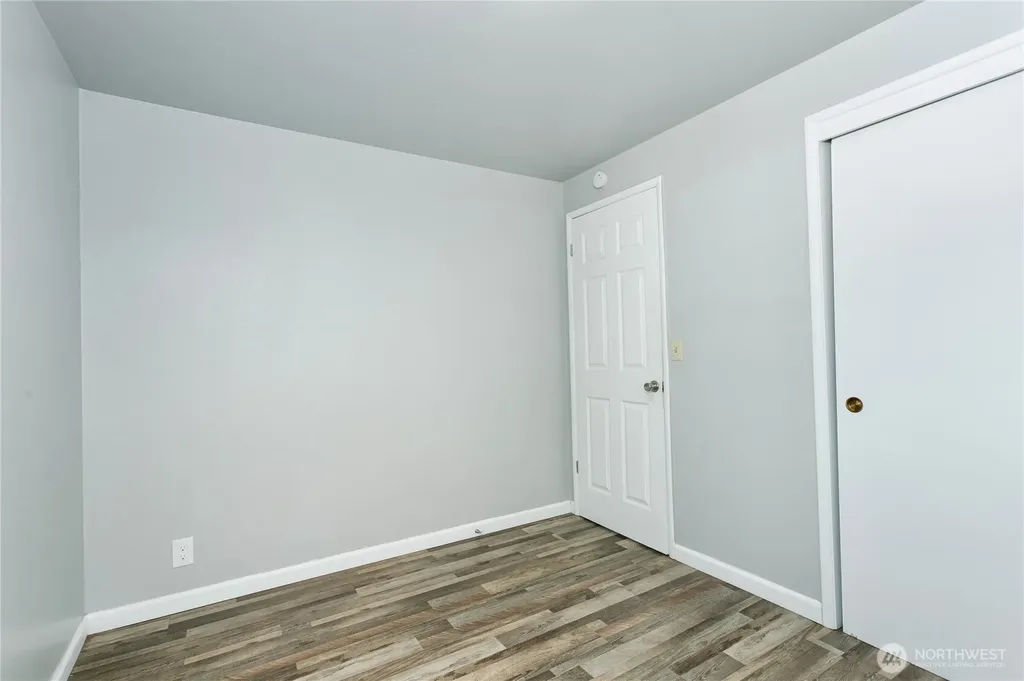 31327 12th Place S Federal Way WA 98003