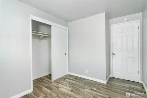 31327 12th Place S Federal Way WA 98003