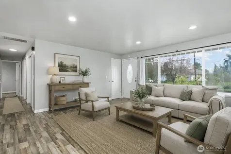 31327 12th Place S Federal Way WA 98003