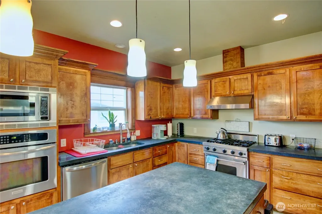 4435 Castlerock Drive Blaine WA 98230