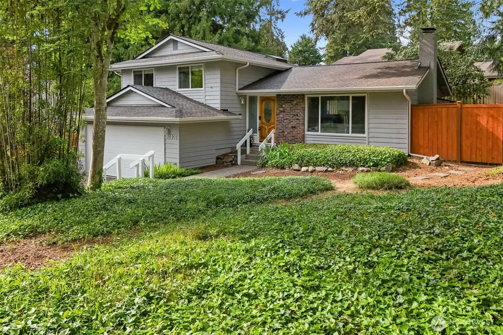 20806 23rd Avenue W Lynnwood WA 98036