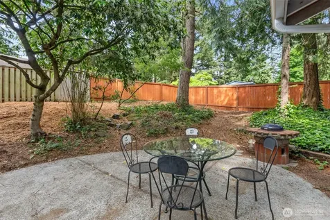 20806 23rd Avenue W Lynnwood WA 98036