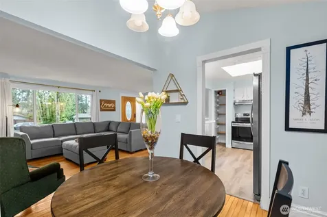 20806 23rd Avenue W Lynnwood WA 98036
