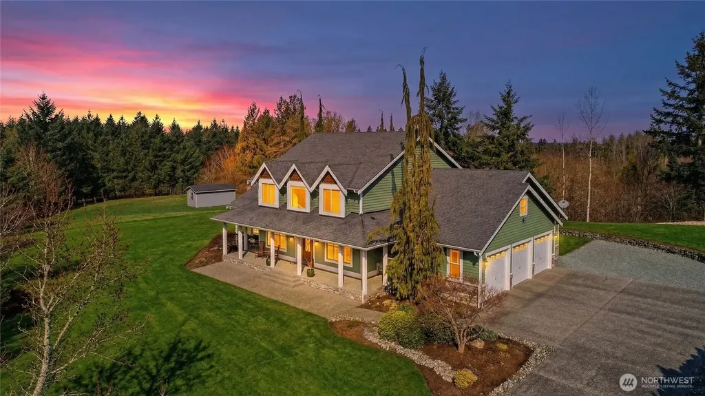 25721 38th Avenue NW Stanwood WA 98292