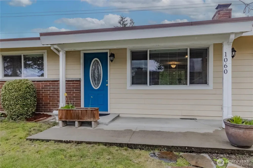 1060 Lynnwood Avenue NE Renton WA 98056