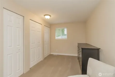 1060 Lynnwood Avenue NE Renton WA 98056