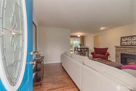 1060 Lynnwood Avenue NE Renton WA 98056