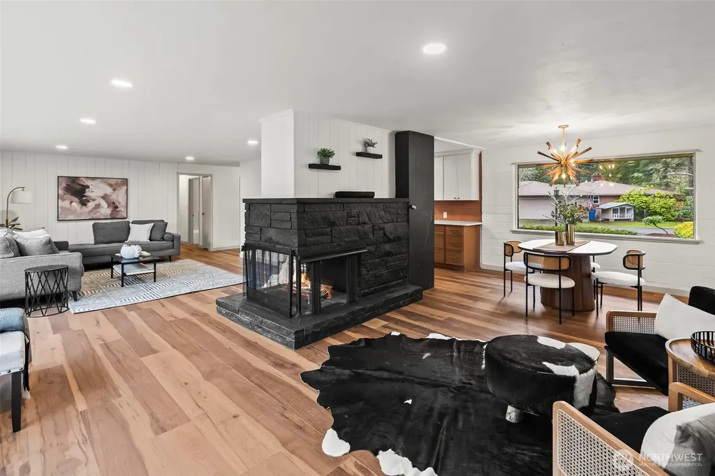 12702 Dubois SW Lakewood WA 98498