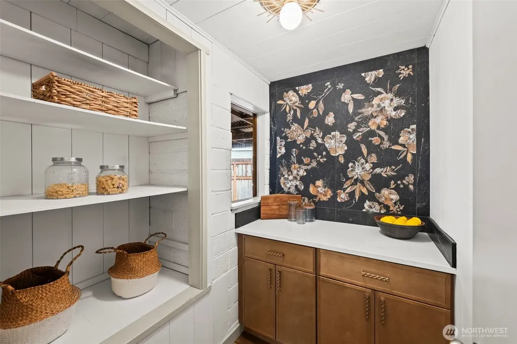 12702 Dubois SW Lakewood WA 98498