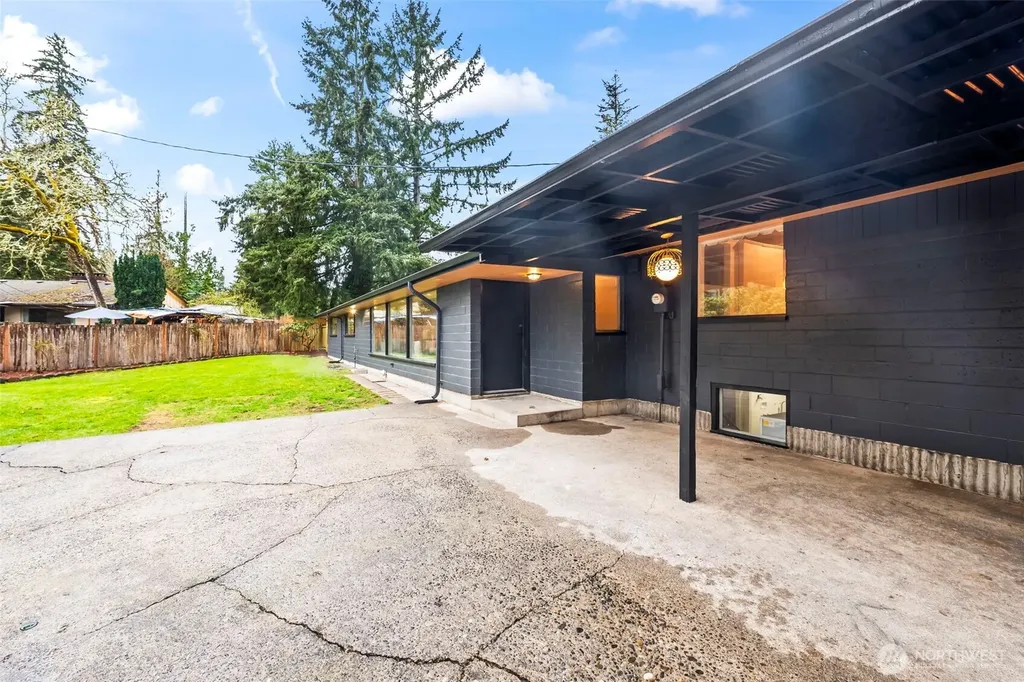 12702 Dubois SW Lakewood WA 98498