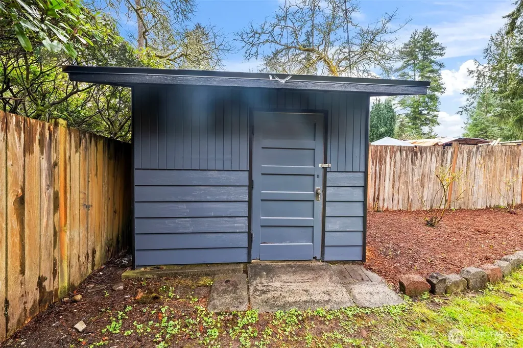 12702 Dubois SW Lakewood WA 98498