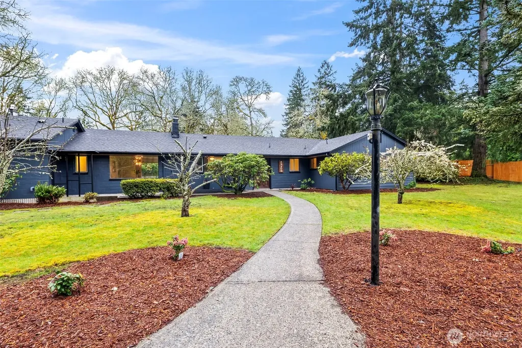 12702 Dubois SW Lakewood WA 98498
