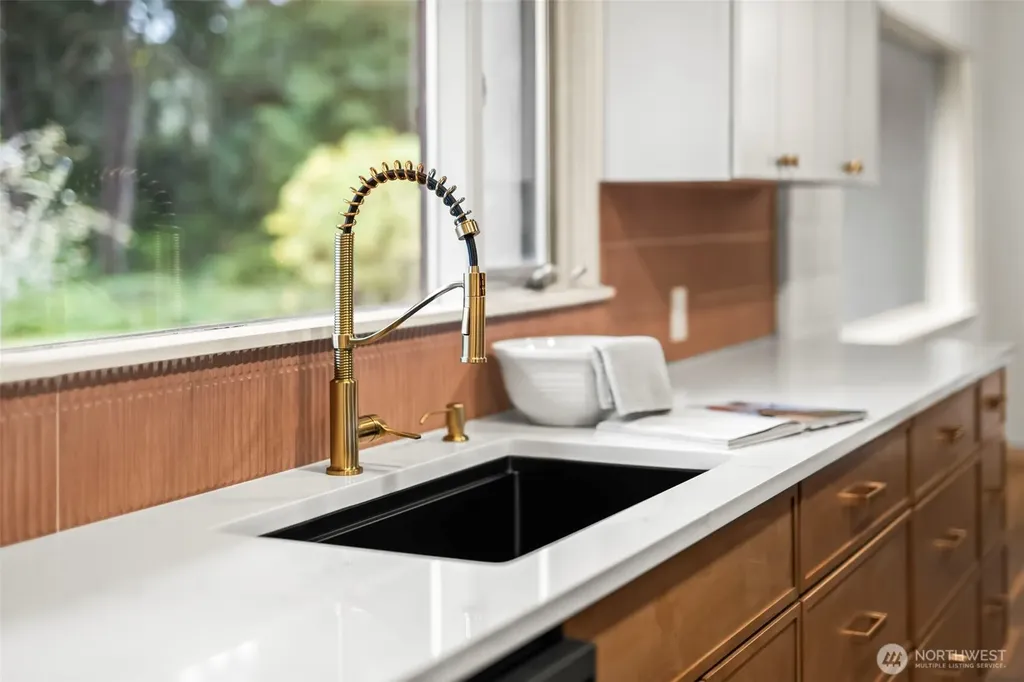 12702 Dubois SW Lakewood WA 98498