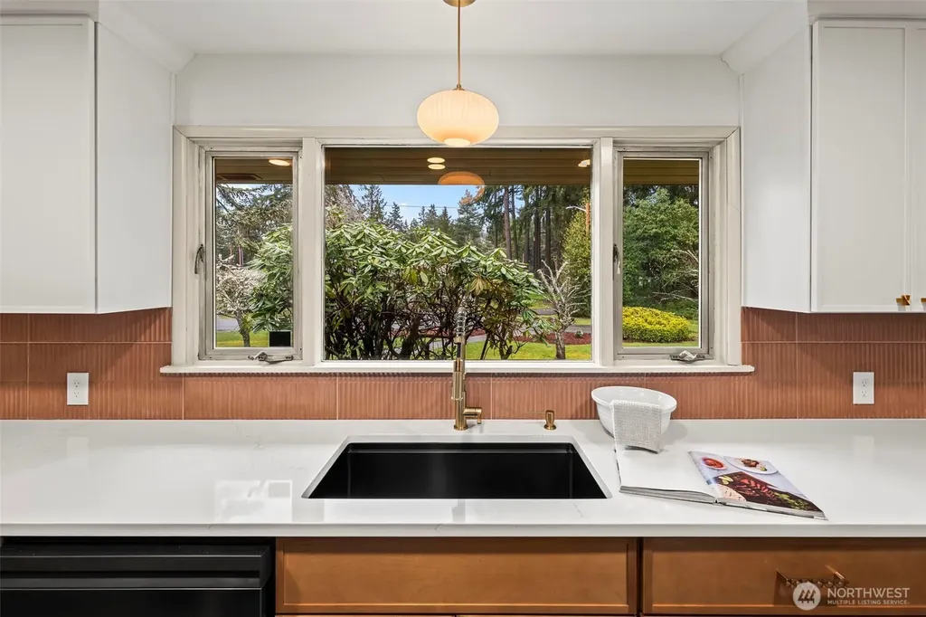 12702 Dubois SW Lakewood WA 98498