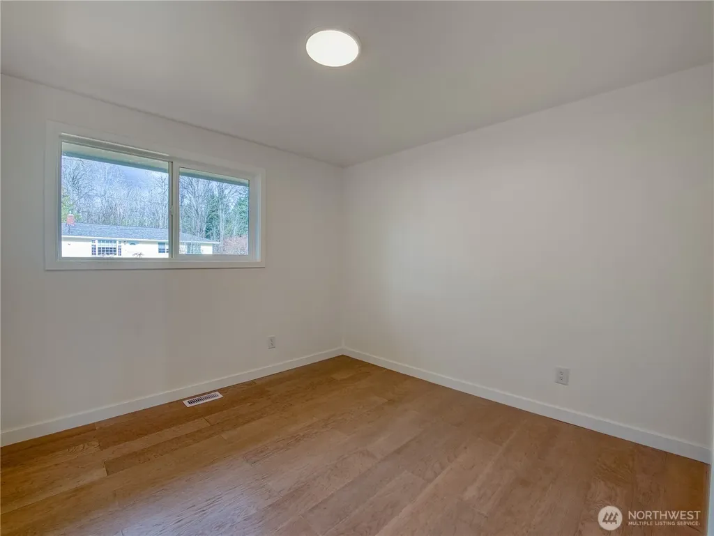 18 232nd Place SW Bothell WA 98021
