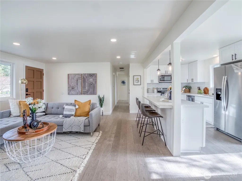 18 232nd Place SW Bothell WA 98021
