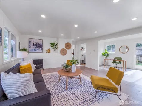 18 232nd Place SW Bothell WA 98021