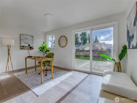 18 232nd Place SW Bothell WA 98021